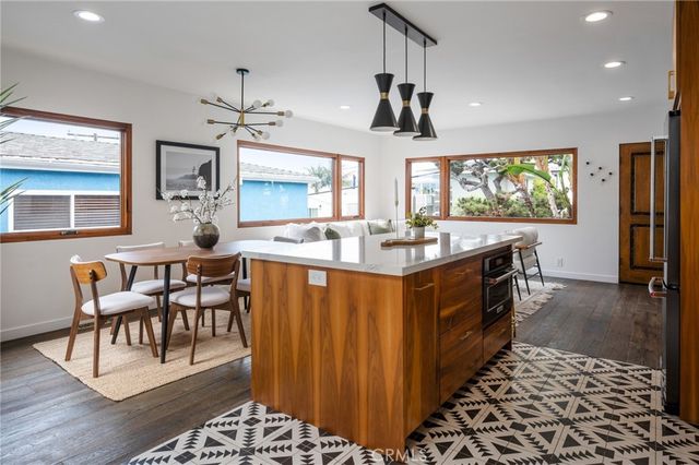 918 3rd Street, Hermosa Beach, CA 90254