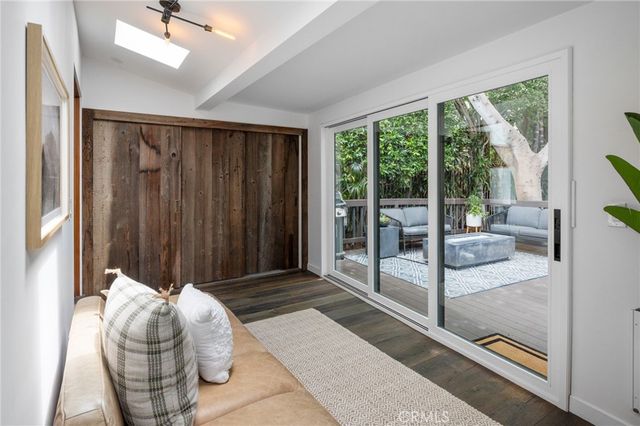 918 3rd Street, Hermosa Beach, CA 90254