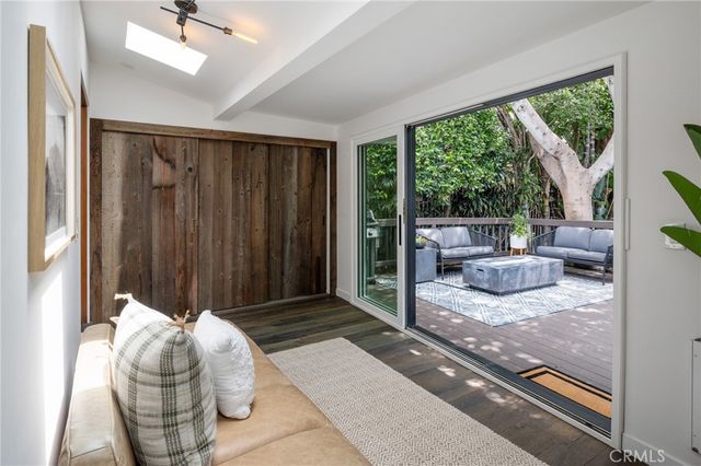 918 3rd Street, Hermosa Beach, CA 90254