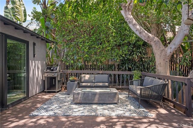 918 3rd Street, Hermosa Beach, CA 90254