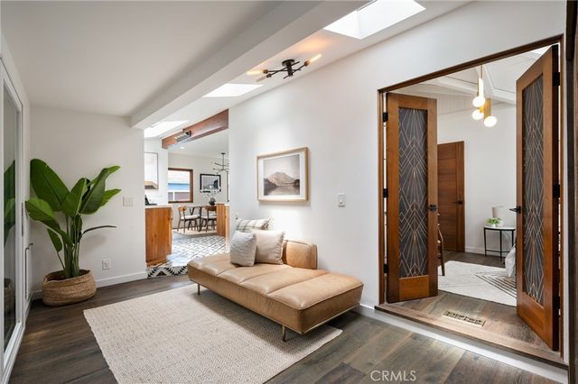 918 3rd Street, Hermosa Beach, CA 90254
