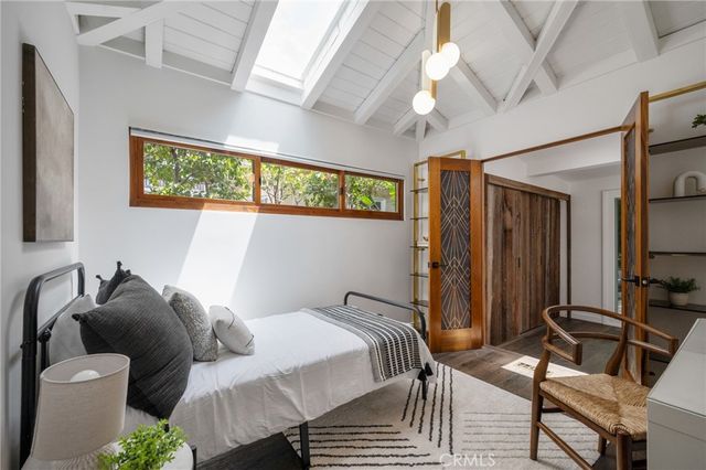 918 3rd Street, Hermosa Beach, CA 90254