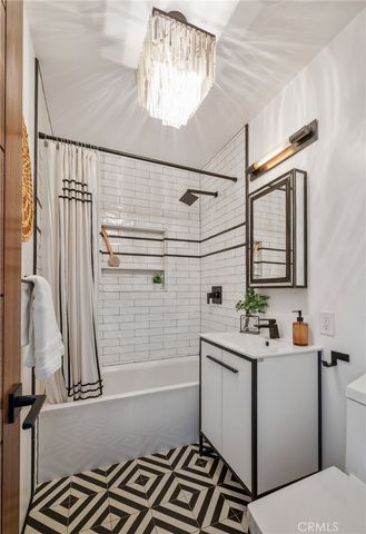 918 3rd Street, Hermosa Beach, CA 90254