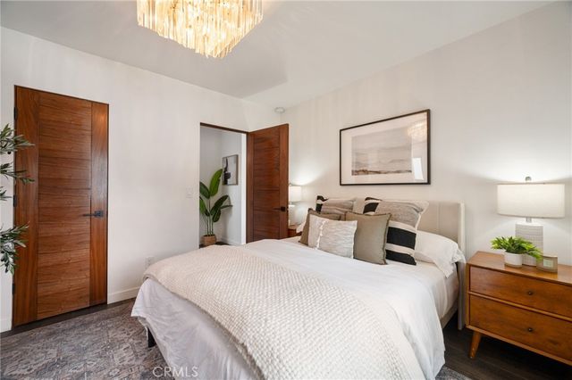 918 3rd Street, Hermosa Beach, CA 90254
