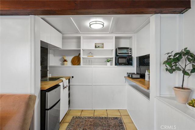 918 3rd Street, Hermosa Beach, CA 90254