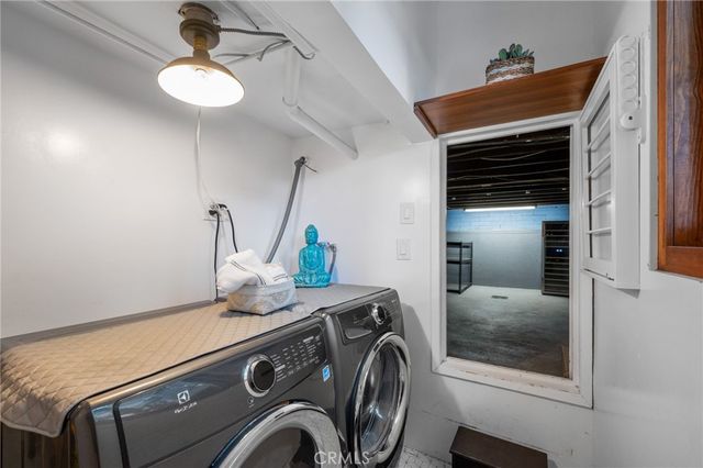 918 3rd Street, Hermosa Beach, CA 90254