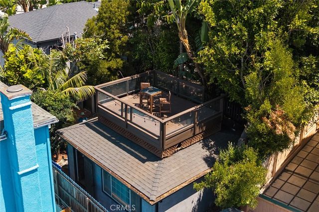 918 3rd Street, Hermosa Beach, CA 90254