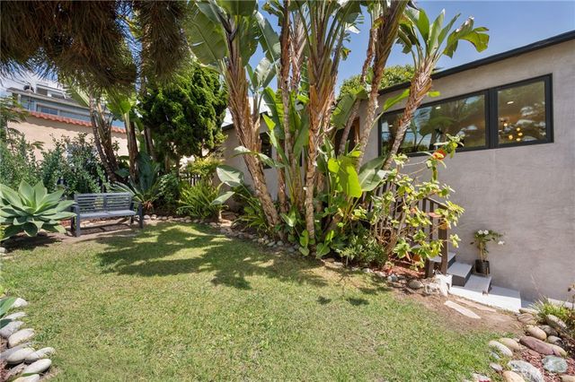 918 3rd Street, Hermosa Beach, CA 90254