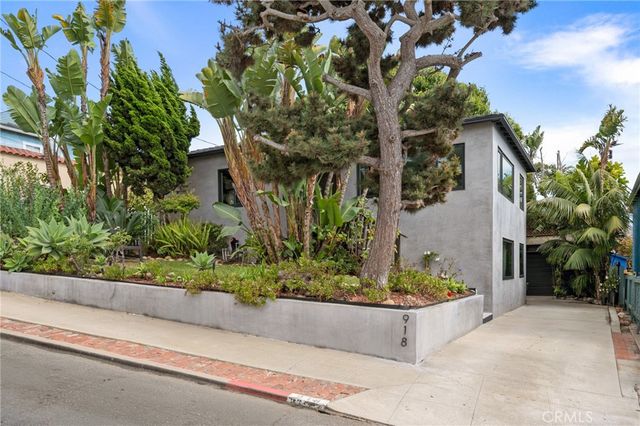 918 3rd Street, Hermosa Beach, CA 90254