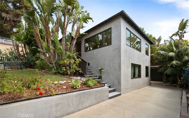 918 3rd Street, Hermosa Beach, CA 90254