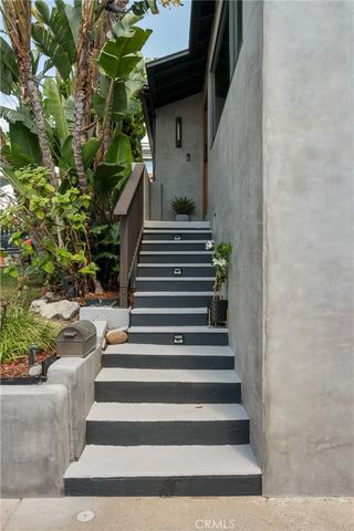 918 3rd Street, Hermosa Beach, CA 90254