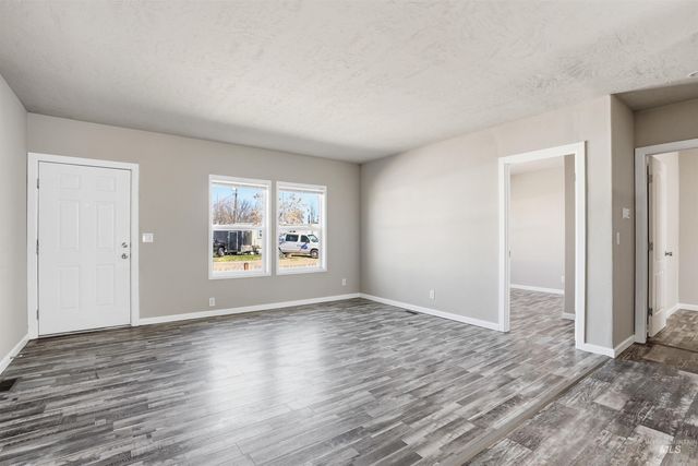 352 & 374 E E Idaho St, Middleton, ID 83644