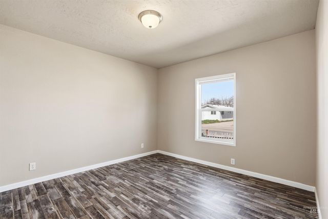 352 & 374 E E Idaho St, Middleton, ID 83644