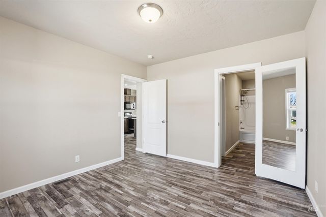 352 & 374 E E Idaho St, Middleton, ID 83644