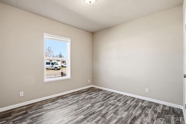 352 & 374 E E Idaho St, Middleton, ID 83644