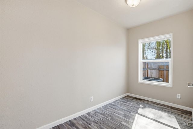 352 & 374 E E Idaho St, Middleton, ID 83644