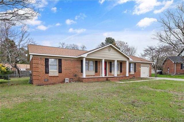 5904 Lake Terrace Court, Fayetteville, NC 28304