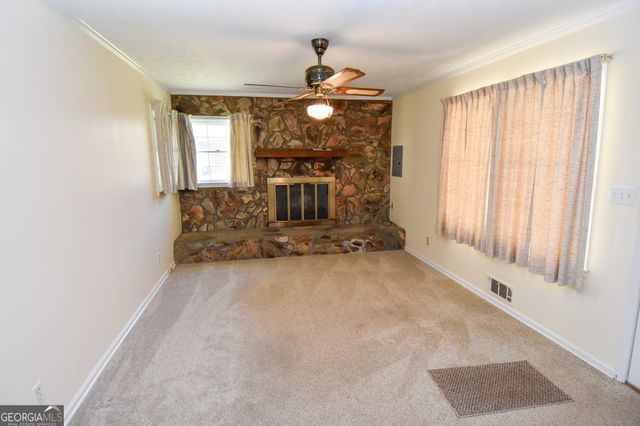 109 Pine Avenue SW, Griffin, GA 30224