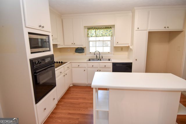 109 Pine Avenue SW, Griffin, GA 30224