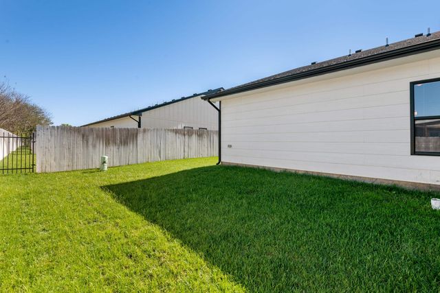 3518-3520 W 45th St. S., Wichita, KS 67217