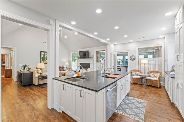 5204 SW Ridge Mont Road, Bentonville, AR 72713