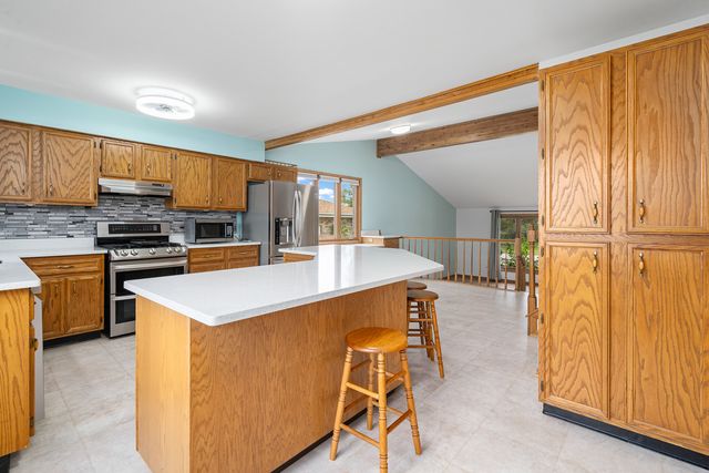 13412 Le Claire Avenue, Crestwood, IL 60418