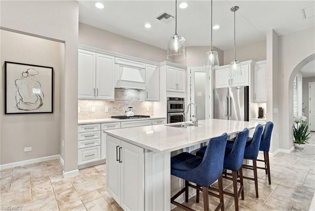 9440 Whooping Crane WAY, Naples, FL 34120