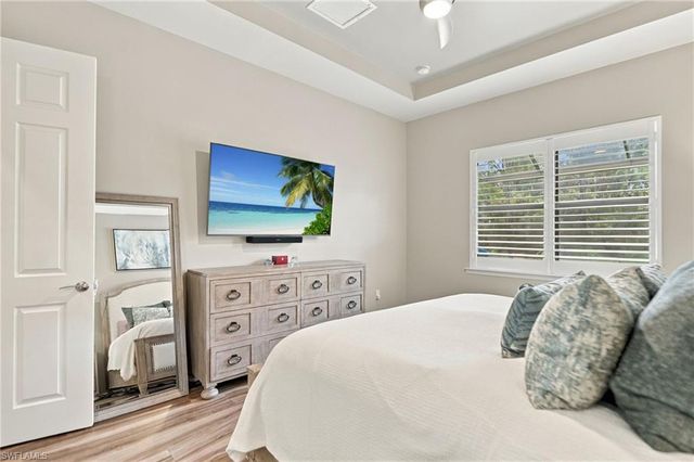9440 Whooping Crane WAY, Naples, FL 34120
