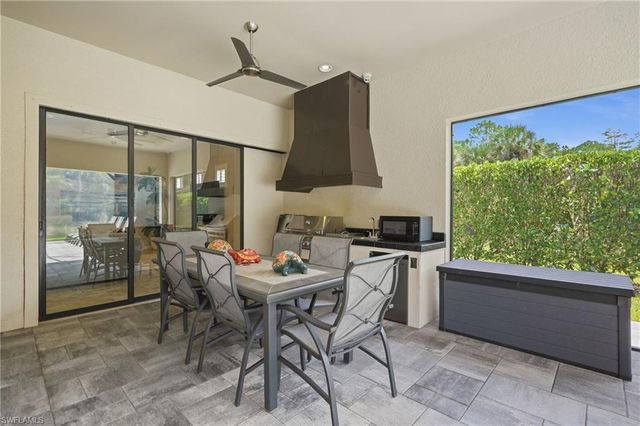 9440 Whooping Crane WAY, Naples, FL 34120