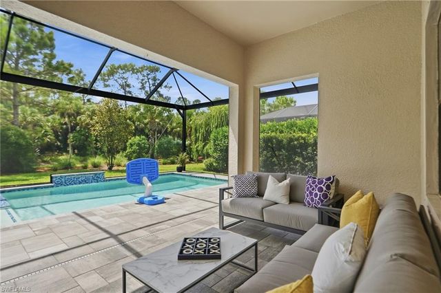 9440 Whooping Crane WAY, Naples, FL 34120