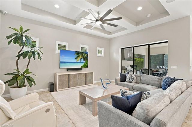9440 Whooping Crane WAY, Naples, FL 34120
