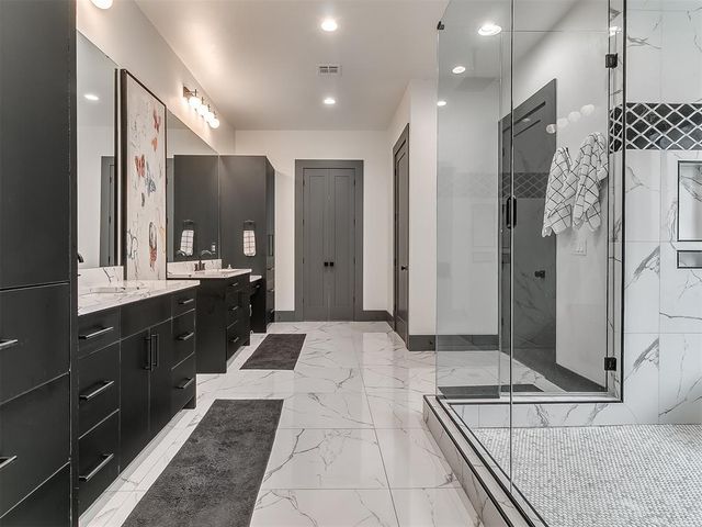 8225 SW 109th Terrace, Oklahoma City, OK 73173