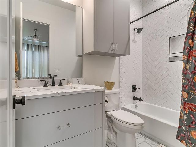 8225 SW 109th Terrace, Oklahoma City, OK 73173