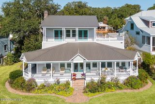 516 W Brunswick Street, Southport, NC 28461