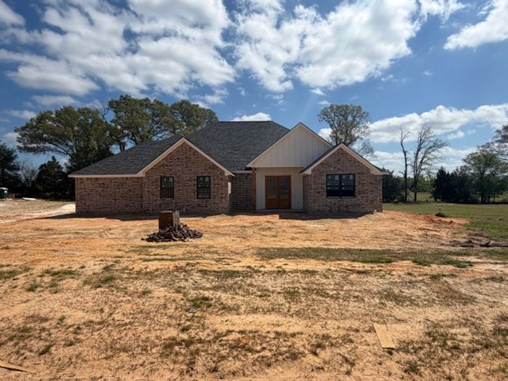 13830 Cedar Hill Lane, Tyler, TX 75704