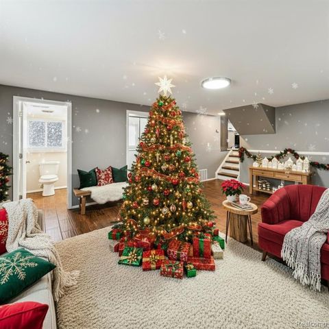 3140 Van Zandt Road, Waterford, MI 48329