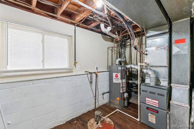 3140 Van Zandt Road, Waterford, MI 48329