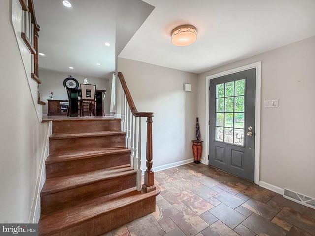 1168 TEMPLE DR, Yardley, PA 19067