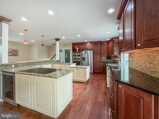 1168 TEMPLE DR, Yardley, PA 19067