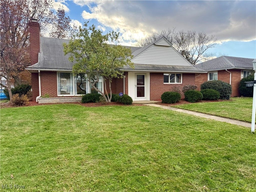 702 35th Street NW, Canton, OH 44709