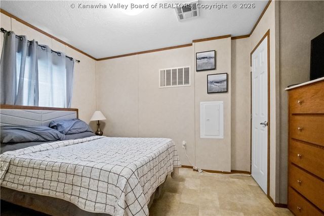 2659 2nd Street, Hurricane, WV 25526
