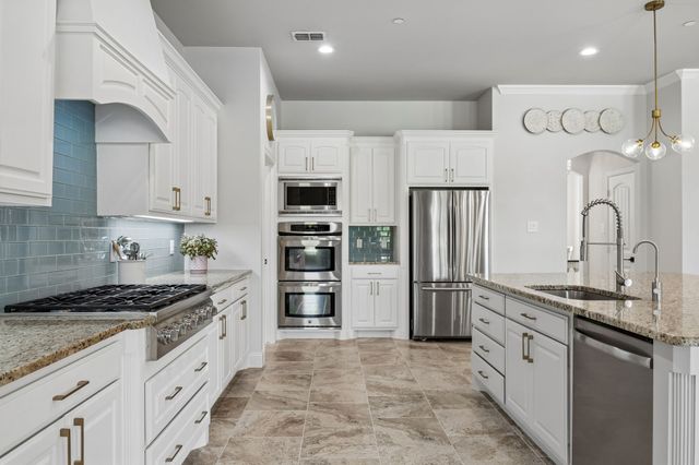 313 Strain Lane, Lucas, TX 75002