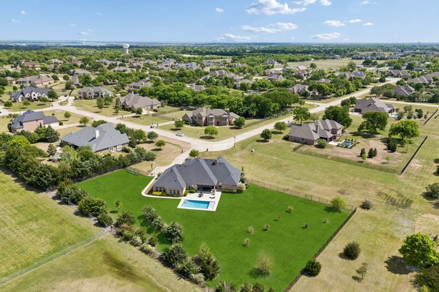 313 Strain Lane, Lucas, TX 75002