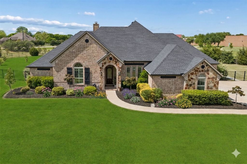 313 Strain Lane, Lucas, TX 75002