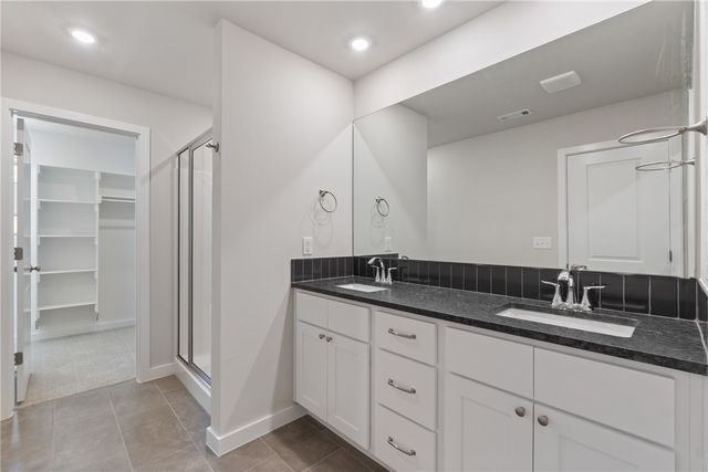 5 Hebrides Lane, Bella Vista, AR 72715