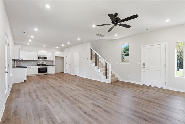 5 Hebrides Lane, Bella Vista, AR 72715