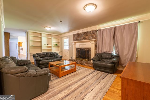 1976 Emerald Drive, Jonesboro, GA 30236