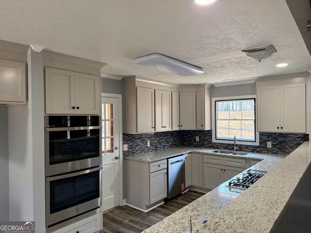 90 Hickory Lane, Lagrange, GA 30240