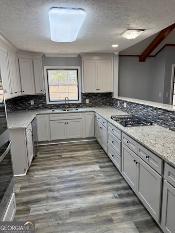 90 Hickory Lane, Lagrange, GA 30240