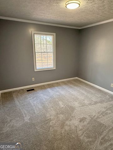 90 Hickory Lane, Lagrange, GA 30240